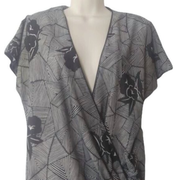 Vintage Maree Paris Floral Ruffle Hem Wrap Dress - Picture 2 of 5